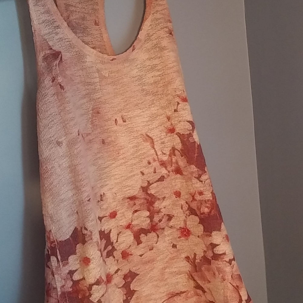 pink tanktop with flowers